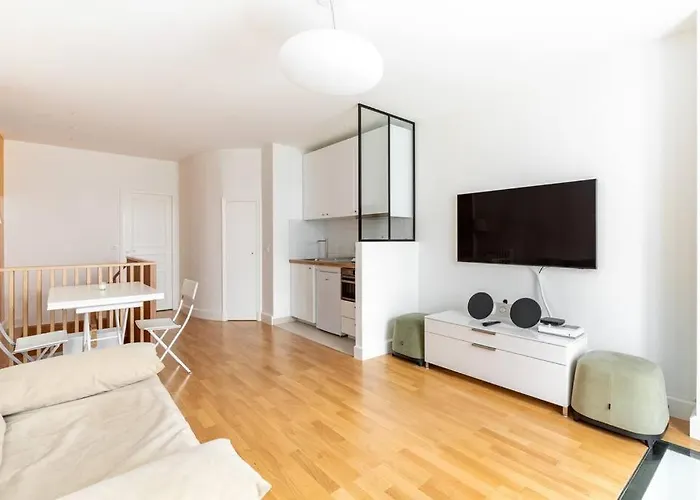Trocadero/Victor Hugo : Luxury Apartment 1Br-4P